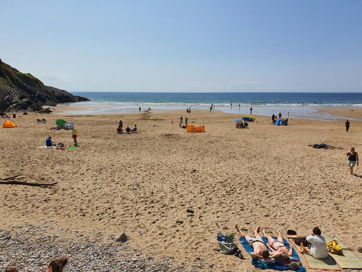 The Mumbles - Bungalow - 2 Bedrooms - Pet Friendly Σουόνσι Εξωτερικό φωτογραφία